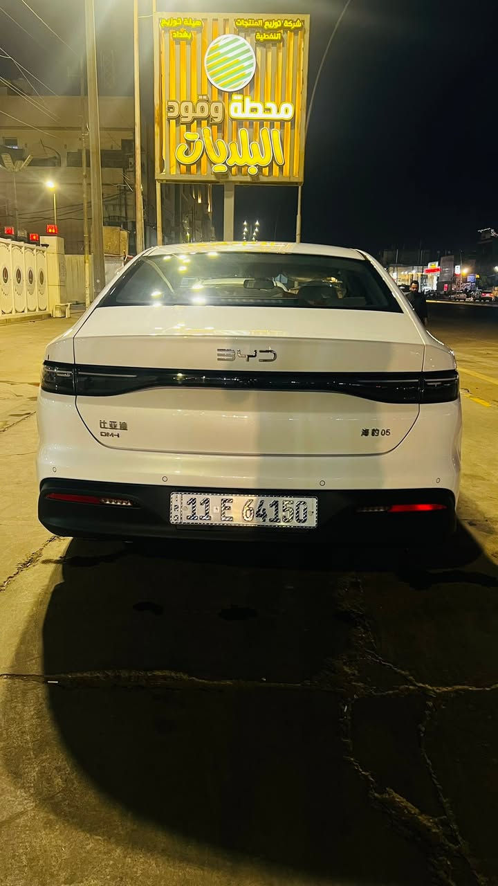 السلام عليكم 
BYD سيئل 5  ب 
ب اسمي السياره المكان بغداد 
2025 
ماشيه 4 الف كامل 
كفاله عامه من كلشي ماعده رصعه زغيره كلش بدعاميه مغطيه بلصقه مثل ماموضح بلصور 

المواصفات معروفه 

السعر19,500
السعر نهائي وقفل اخوان
***********

وبلنسبه للي راح يعلق ويكول تبيع لان احتركت وكذا احب اكلك اي اني رجل ماعدي خبره بسيارات وحقي اتخوف وقسم ب الله سياره بيه ستين حظ من كل النواحي وخاصتا بصرفيات البانزين بس لعبت نفسي من يوميه شاغلين بالنه بشغله وعساها بحضه وببخته كلمن سقطه من اجل غايه
