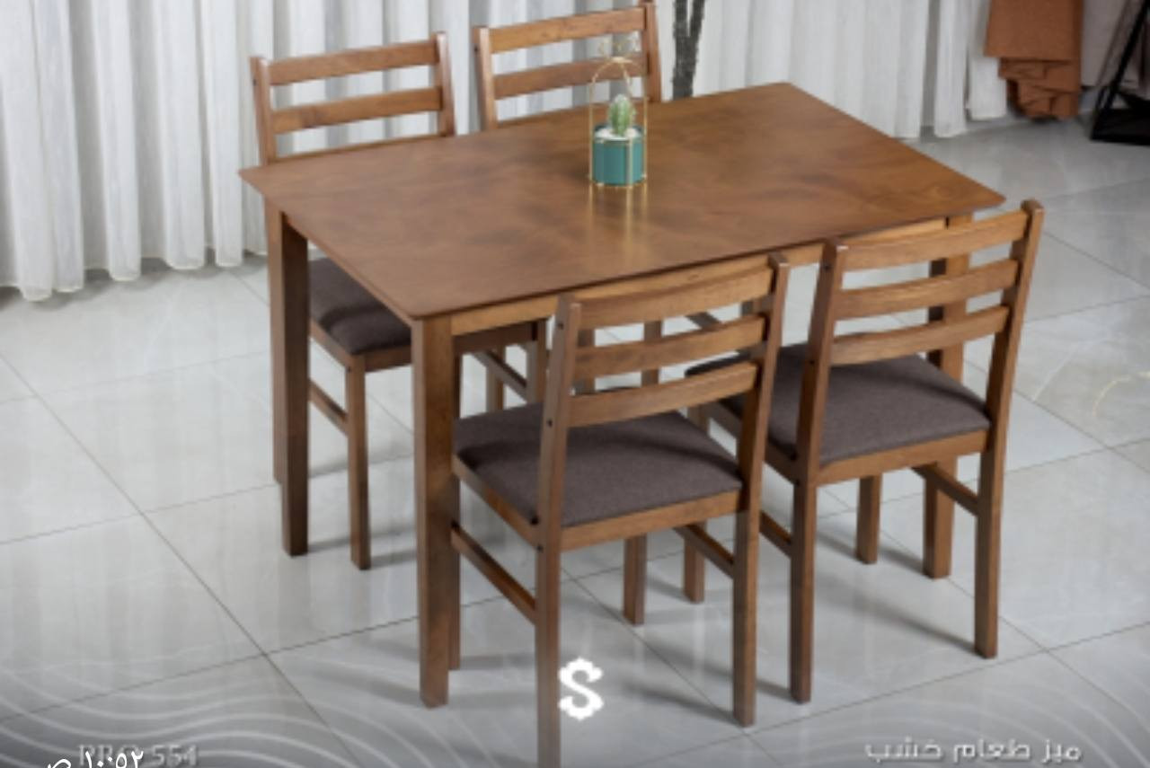 في معرض القزاز للاثاث الجاهز في الشطره 
@قرب مطعم الكرار # 
البيع بالنقد والقسط وبدون مقدمه 
يتوفر ميز طعام خشب زان(( صناعه ماليزي)) 
من 4كراسي وبسعر  235  الف
أبعاده 120سم في 80 سم تقريبا
للحجز والاتصال *********** #واتساب
توجد خدمة توصيل
