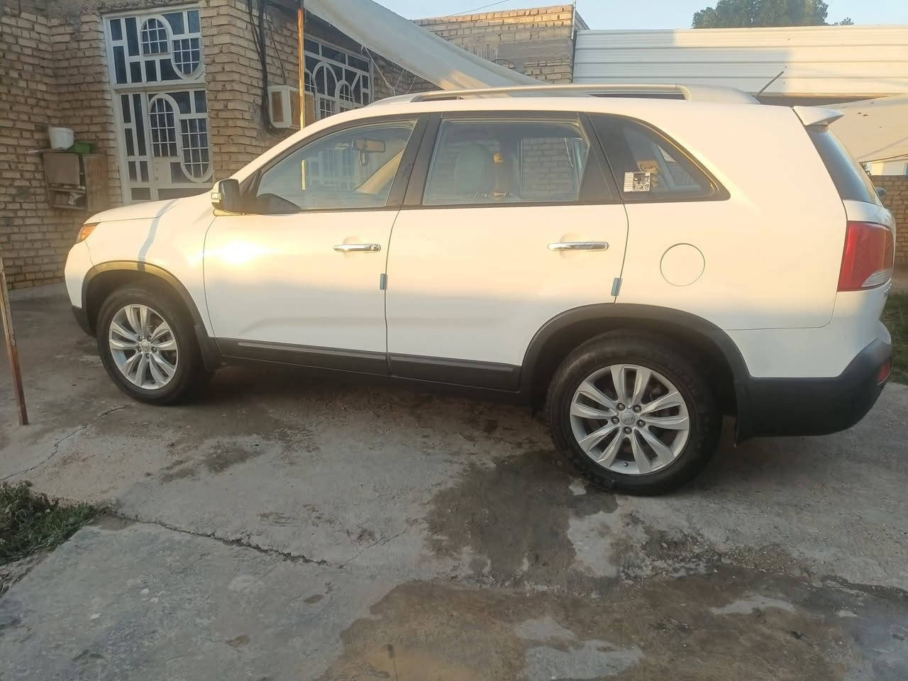 سورنتو موديل ٢٠١١ كفاله عامه
محرك6 v
شاشه مفوله السياره
معروضه ١٥٠ 
‏‪***********‬‏
