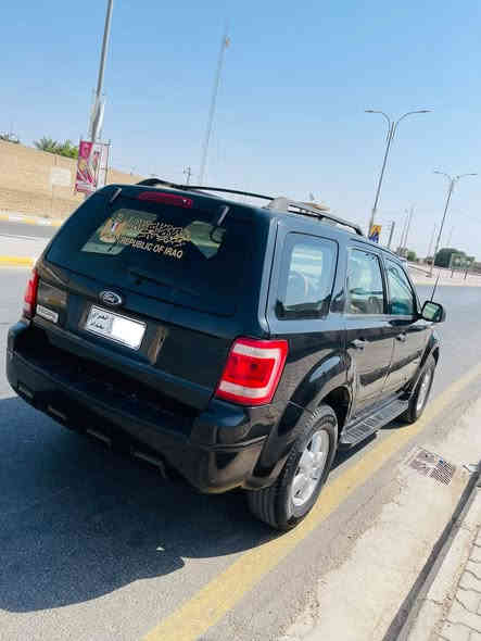 فورد إسكيب 2008 محرك 2400 4 سلندر تحكم ستيرن وسلايت دروب باتري جديد وزوج تايرات امامي جدد
الرقم ***********
