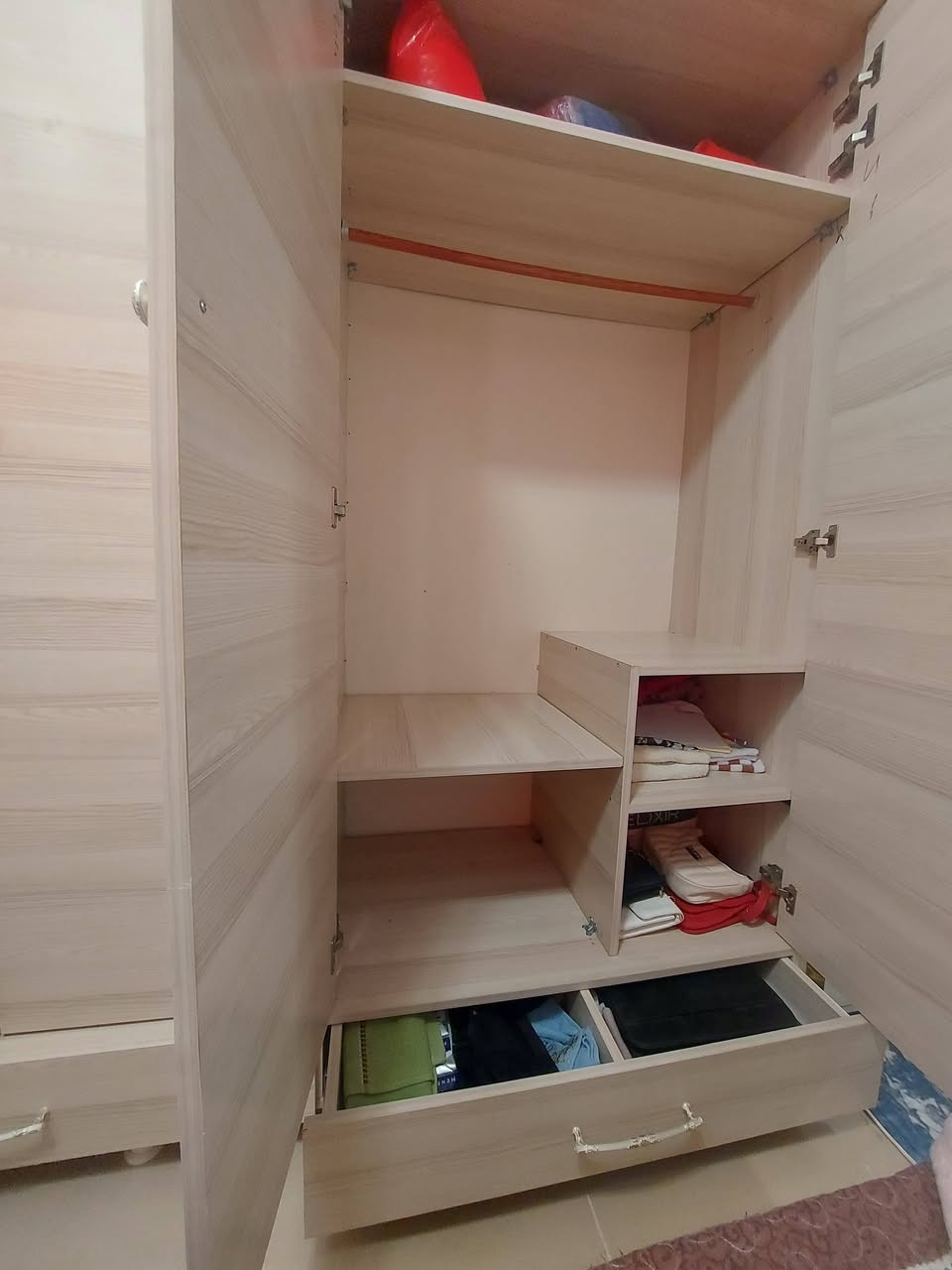 کانتۆرێکی  دەستکردی بێ عەیب  داری mdf 450000 و مجال هەولێــر


**إذا كنت صاحب هذا الإعلان وتريد حذفه لأي سبب، رجاءا أرسل رسالة إلى الدعم الفني**