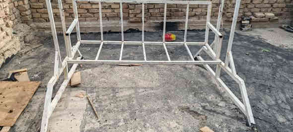 مرجوحه للبيع 
***********
