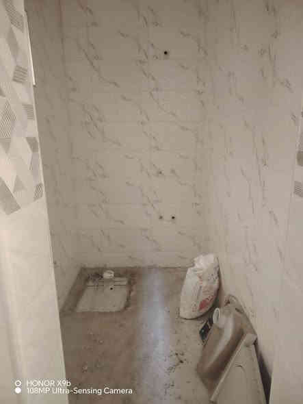 مشتملات مساحه 75 متر 
طابو ملك صرف 

بناء حديث  
استقبال 
وصاله 
ومطبخ 
و2 غرف نوم 
 
وخدمات جوه 

البيت ماناقصه شي 
كله كامل 

منطقه الانتصار مقابيل مستشفى حماد شهاب 
التصنيع قرب الملعب
***********سيدحيدر
*********** سيد حسين
