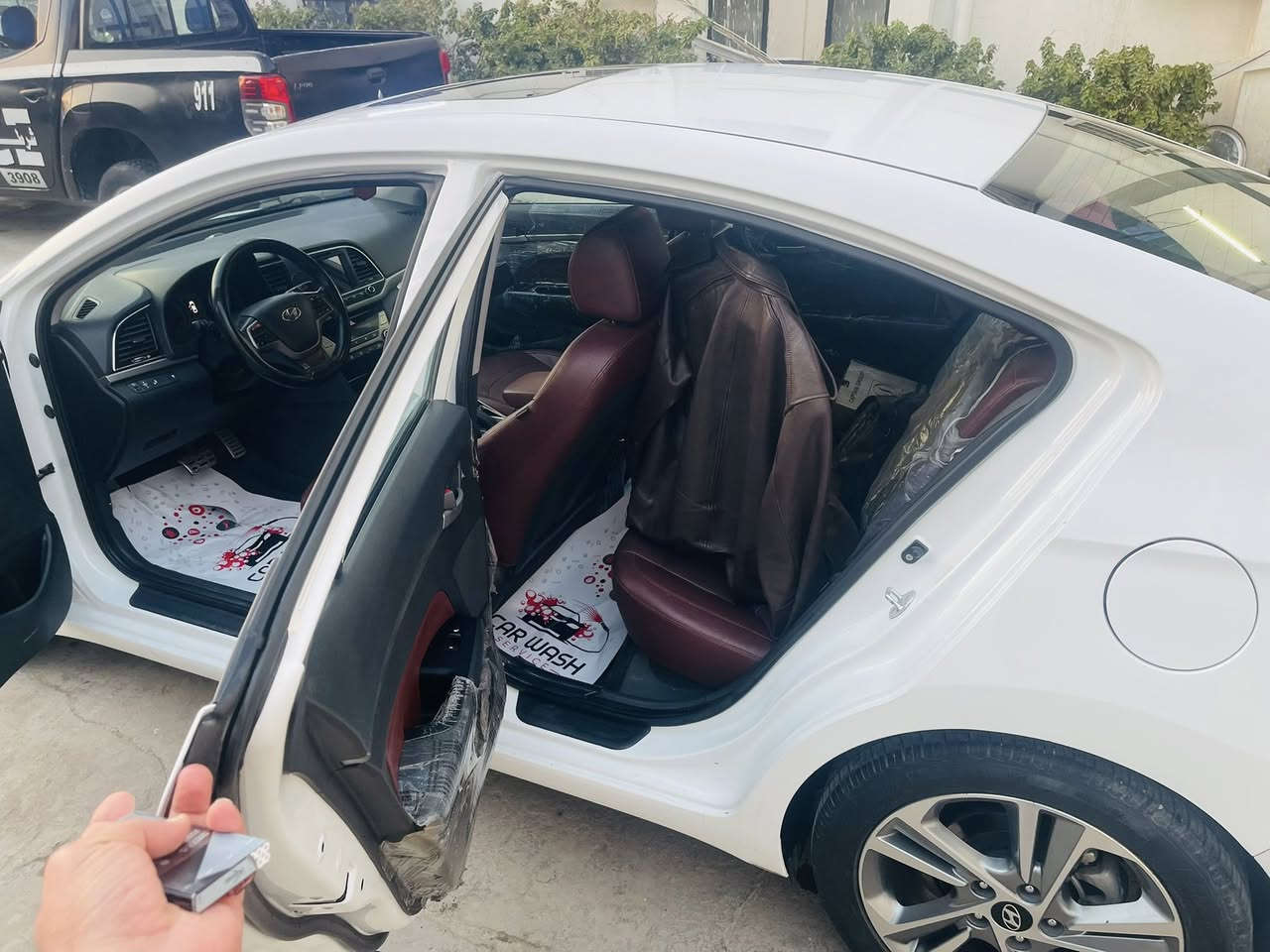 النترا وارد إيراني نضيفه جدا موديل ٢٠١٧ فول الفول معروفه جلد قرميدي رقم بغداد بسمي السعر ١٦٧ اتصال على الرقم ***********بيها صبغ قبق البانزين
