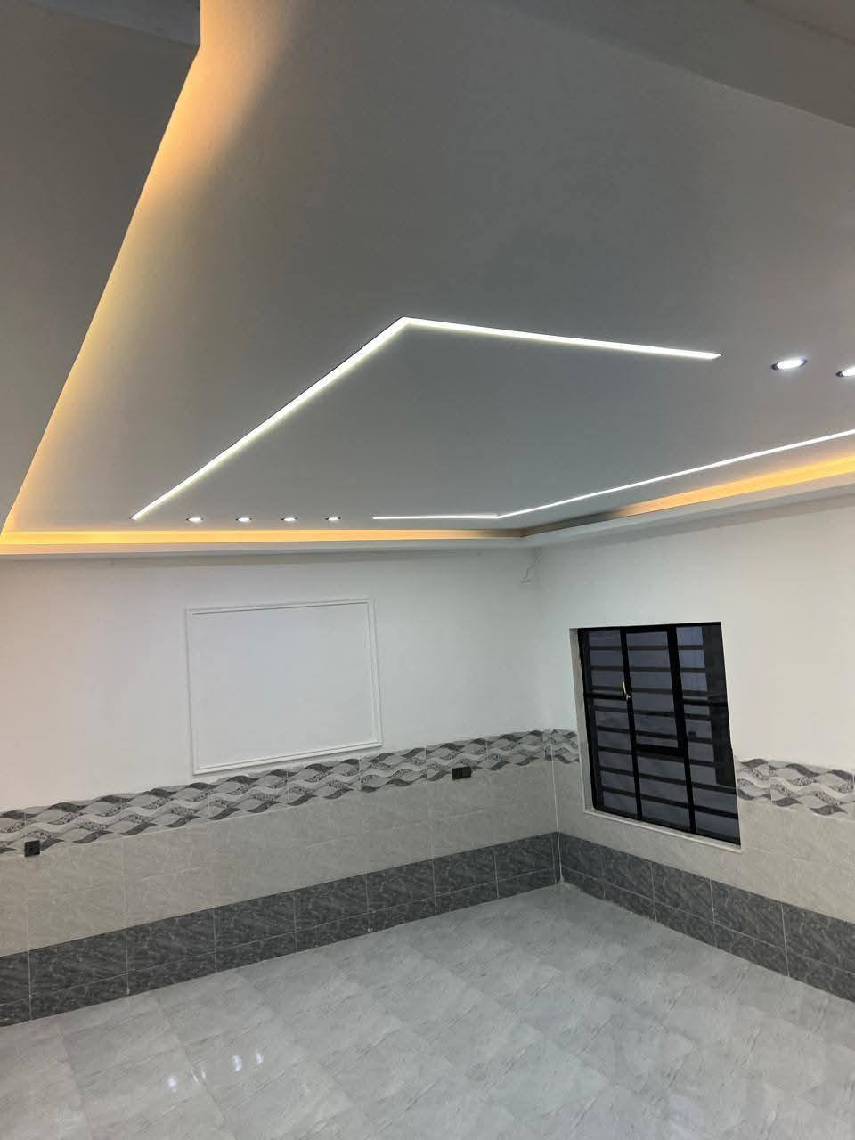 #عروض_مكتب_الدار_للعقار

دار للبيع

حي الملايين الثانية

 تقطيع الملك 

المساحة 180 م واجهة 9 م

 ط1)) غرفتين نوم واستقبال وصاله ومطبخ وصحيات

ط2)) 4 غرف نوم وصاله وصحيات 

خدمات كامله ماء كهرباء تبليط

سند زراعي قرار 25 ومستلم وصل بلدية 

للاستفسار أكثر اتصل على الأرقام او 

 مراجعة مكتب الدار الكائن في بناء الجاهز مقابل الكمرك 

***********

***********

***********
