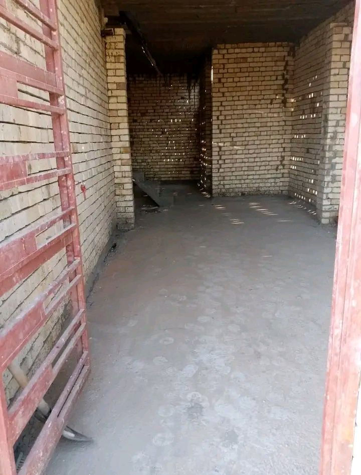 دار هيكل للبيع منطقة الدوانم خلف جامع الكرطان مجاور 10/3 المساحة الكلية 60متر طابقين يحتوي على مدخلين 2غرف نوم 2 حمام إستقبال مفتوح مطبخ السعر 45 مليون//طابو زراعي سند 25 للإستفسار//

***********
***********
