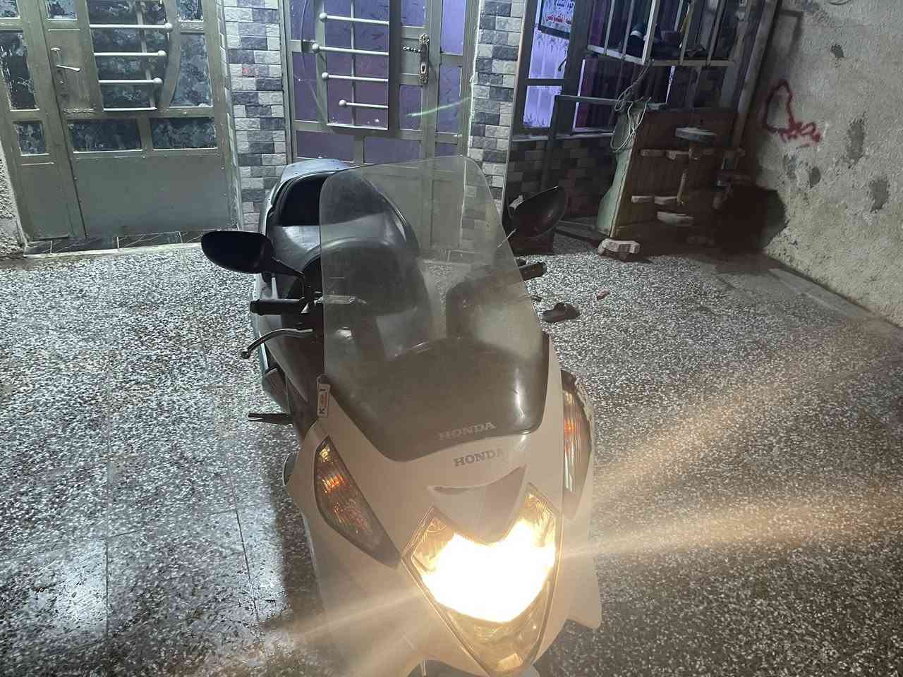 سلام عليكم دراجه سلفر ونج مكينه 600مكينه مكفول  بغداد شلعه سعره 12 روقه رقم 0771331405وبيه مجال


**إذا كنت صاحب هذا الإعلان وتريد حذفه لأي سبب، رجاءا أرسل رسالة إلى الدعم الفني**