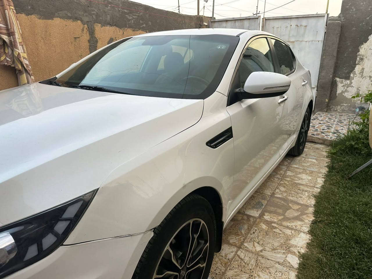 السلام عليكم للبيع كيا اوبتيما موديل ٢٠١٤ خليجي مكفوله عدا البارد السونار مرفق مع الصور رقم اربيل انكليزي بسمي تريد تحويل تريد وكاله مكينه ٢٤٠٠ كير مكينه حداديه تبريد تخم تاير كهربائيات كله تمام السعر ٣٥ واسط النعمانيه ***********
