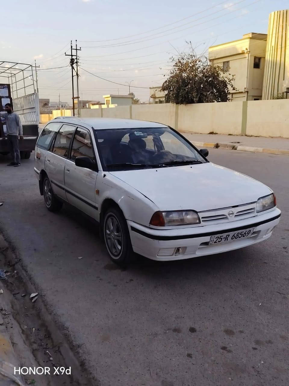 السلام عليكم نيسان برايمر موديل 
92 رقم كركوك جديد سنويه 29 صاحبها بالحويجه شرط تحويل مجرك مال كصه جديد صدر جديد  كلها شغاله وضع شركه  سياره جاهزه إذا اكو مراوس  مكان سياره بالحويجه سعر ٣٥بيها مجال ***********
