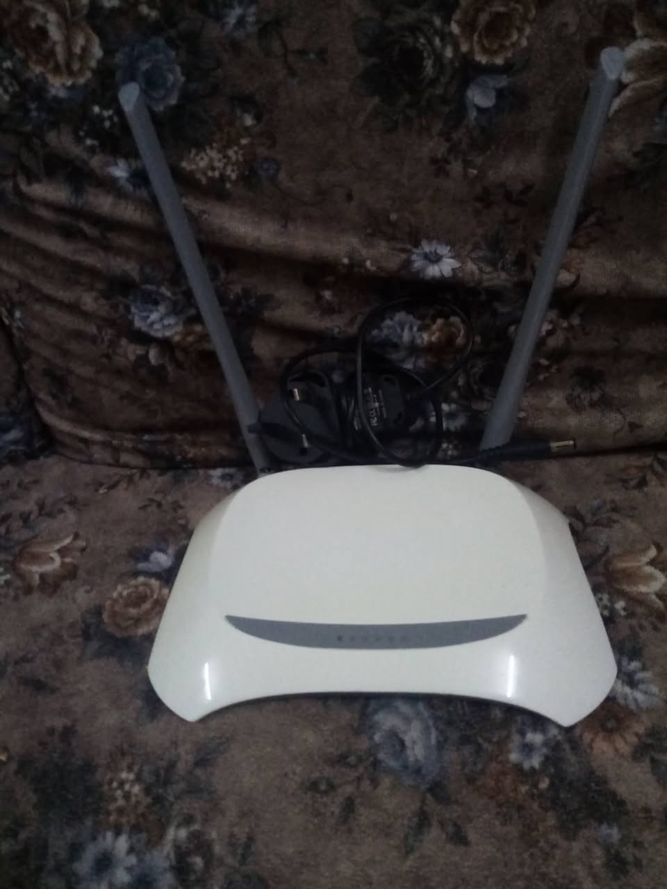 أغراض للبيع والشراي يتصل على الأرقام *********** /*********** عنواني أيسر سايدين حي النور قرب مجسر المعارض
