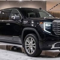 شباب مطلوب جمسي سيرا دنالي او سلفادور هاي كنتري    24او 25 حادث خفيف ا...