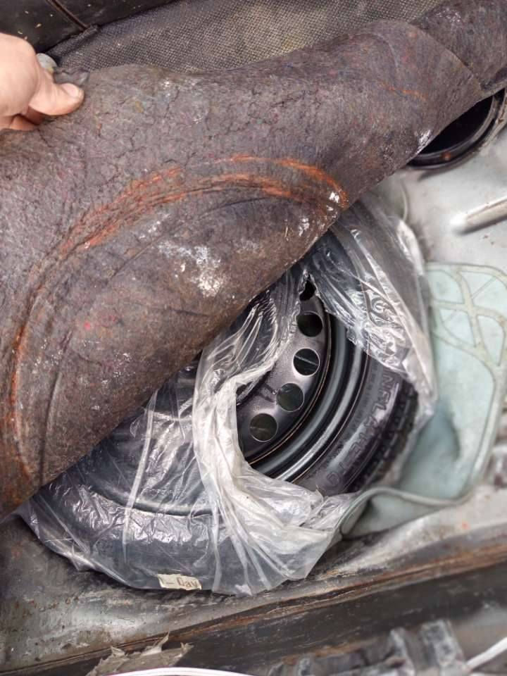 گۆڵف مۆدێل 1991 بۆ فرۆشتن قووفڵی24 گەڵا
ئاڕمی پلاستیکی سلێمانیە 
کامل کارەبای و گێڕ و مەکینەی بە شەرت 
شاشەیە فڵچە ئۆتۆیە ، کوشن و بەرگە دەرگاو داشبڵی لۆک لۆک ماوەتەوە  کامل لایتی پێش و دوای لۆکە لایتی پێشەوەی کامل لیدی ئەسڵی بۆ بەسراوە ڕۆنی گۆڕدراوە ڕایتری گەرمی گۆڕداوە و تازەیە سپێر و جەگ و مسەلەسی خۆی تیایە  .....
قوفڵی 24 گەڵا بێ معامەلە *********** السليمانية, العراق
