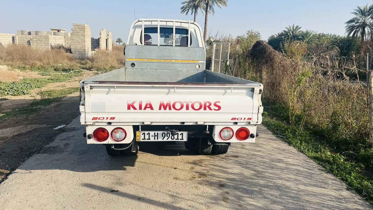 السلام وعليكم 
كيا فحل 2019 كامله مابيها اي نقص رقم انگليزي صدر امامي جديد تخم تايرات جديده امامي خلفي مابيها اي نقص تانكي كاز 100لتر شاصي وگير ومحرك مكفوله ..السعر 140 وبيها مجال … مكاني بغداد

***********
