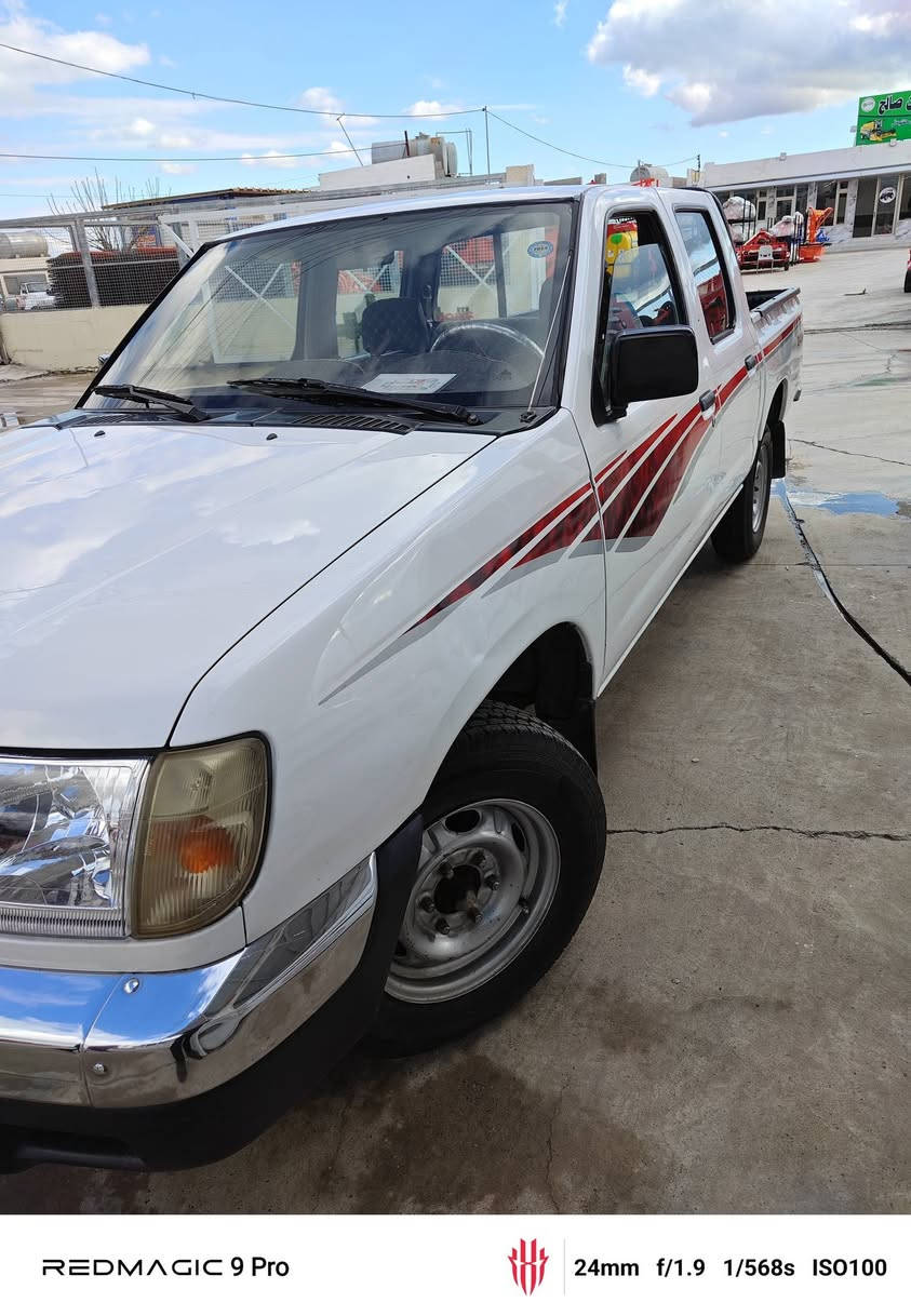 نیسان پیکاب 2001
ئاڕمی پلاستیکی  سلیمانی
شوێن سلیمانی
سیعری 89$
***********
