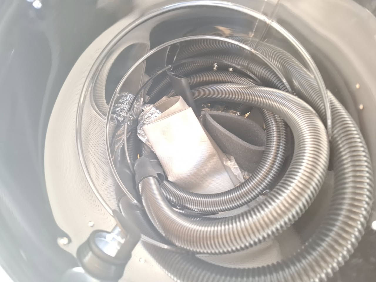 اخر وجبه مكنسة باورجت استيل ١٠٠ ليتري ٣ ماتور اصلي للبيع بسعر خاص ٢٧٠ دولار بس لطلب اتصل ***********
