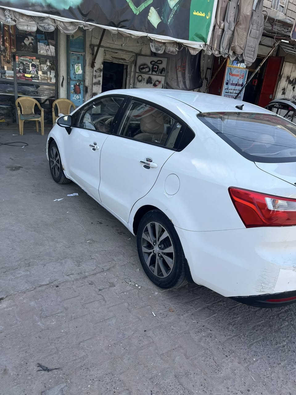 السلام عليكم Kia ريو مديل 2012 خليجي رقم بصرة حرة مكينه وكير خير من الله حدادية جديدة كلها مبدله البدي شوف العين 
السعر 72 وبيه مجال 
للتواصل ع الرقم ***********
