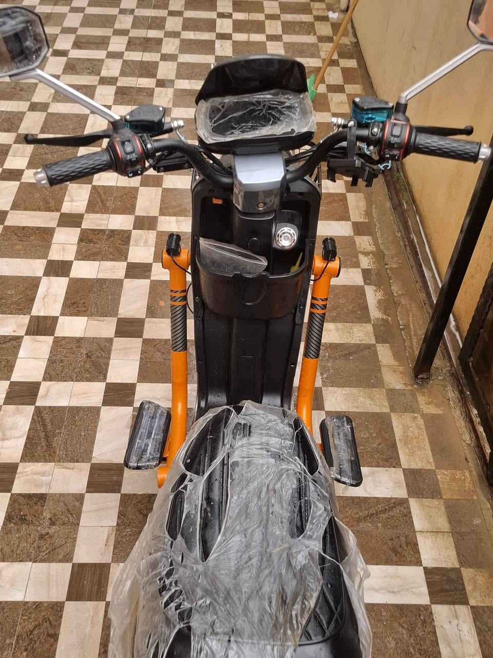 دراجه شحن للبيع مابي عيب سعر 400للتواصل ***********
