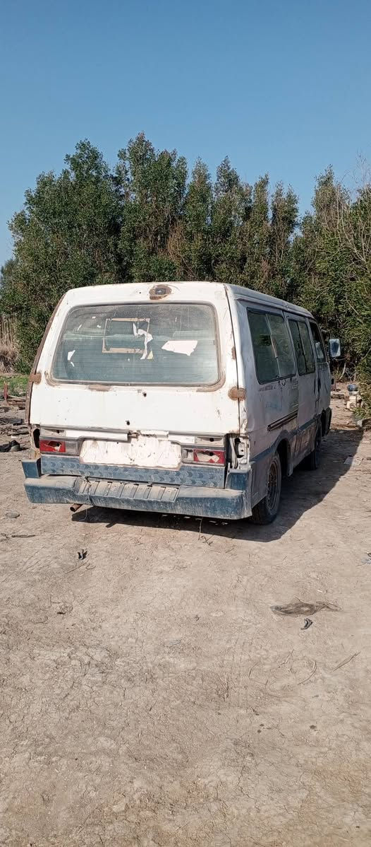 كيا عبريه للبيع رقم بغداد وسنويه عضم عاج الاصليه مكينه. كير واكسل وبور ودينمه وشاصي كلهن سليمات بدون اي خلل سعرها مناسب ب13 ورقه مكاني بابل جبله للاستفسار
‏‪***********‬‏
