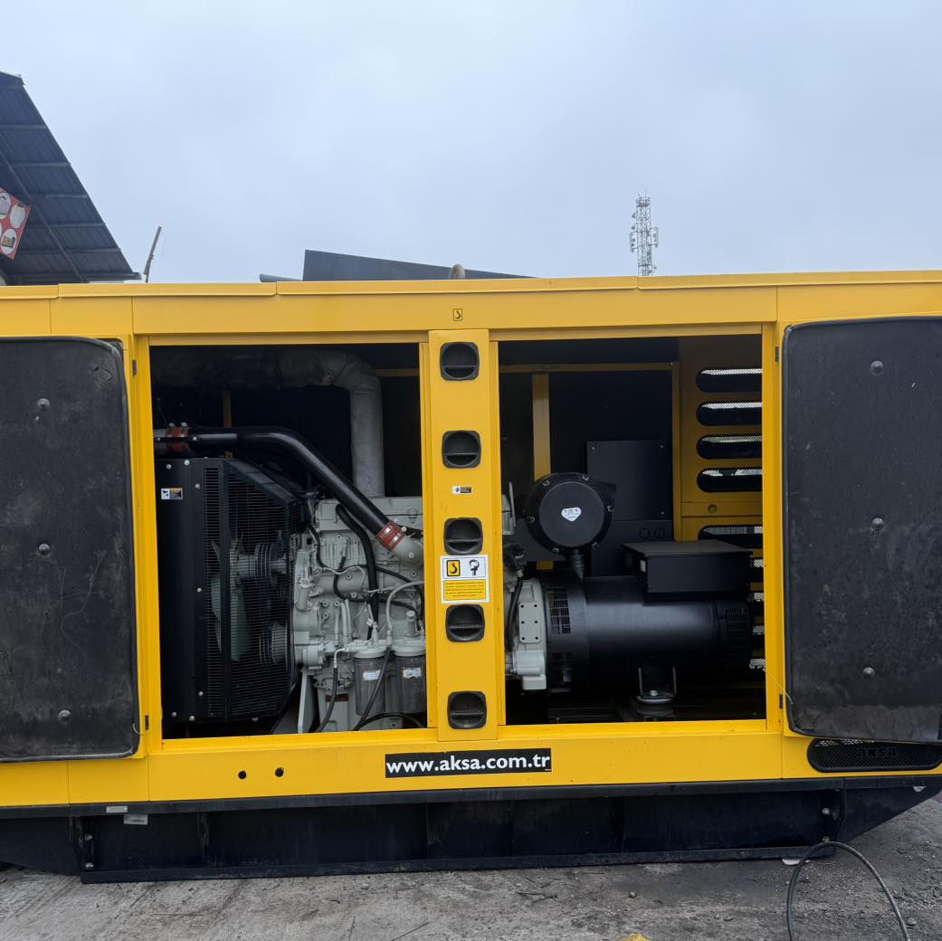 مولد بيركنز 2200 ( 350kva ) 🇬🇧 ٦ سلندر سوبرر

موديل : 2021

ساعات العمل : 1400 ساعة 

غير مسؤولين عن اي صفحة اخرى عن نشر اي مولدات تابعة لـ Mega volt - ميكافولت .

العنوان : اربيل 
للأستفسار : ***********
