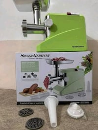 مكينة لحم • ٢٢٠٠ واط • جديدة