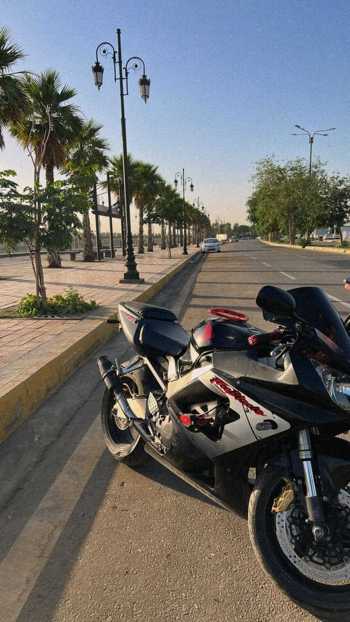السلام عليكم للبيع 929 كفاله عامه عليه ادامه ستوه مبدل تيرات عنوان نجف السعر خاص رقمي ***********

