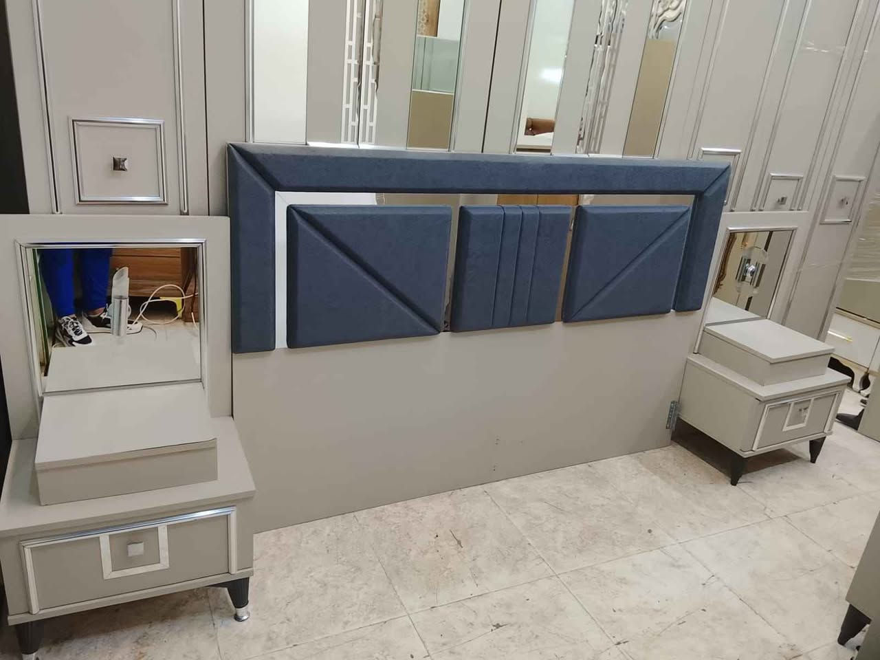 معرض اياد ويوسف غرفه نوم 10 قطع سعره 1,200 ويشد ويا النقل》***********》***********》 كركوك, العراق
