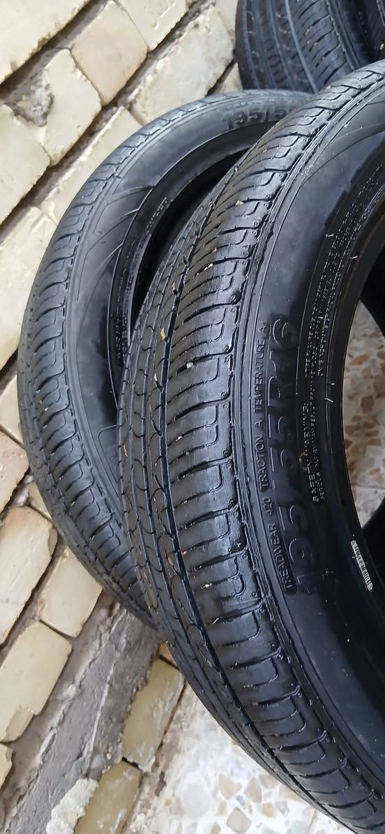 السلام عليكم  تخم تايرات  حجم  195/55/16  نظيفات نقشتهن عالية  واحد بي بنجر وواحد بي بنجرين وزوج جدد مابيهن اي بنجر   السعر ب٧٠  وبي مجال مكاني بغداد الشعلة  ***********
