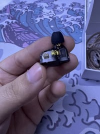 سماعة ZSN PRO نسخة المايك الواير. للي تفيدة يراسلني واتساب:07711003009