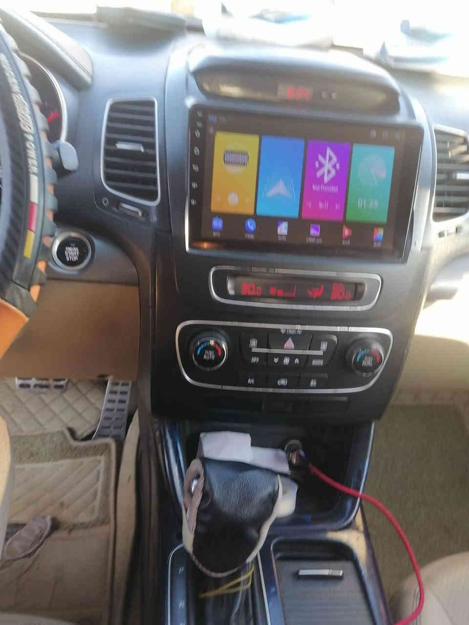 سلام عليكم سياره سورنتو موديل 14 بيه اربع قطع مكينه 6 سندر سبع راكب سياره خليجي ***********
