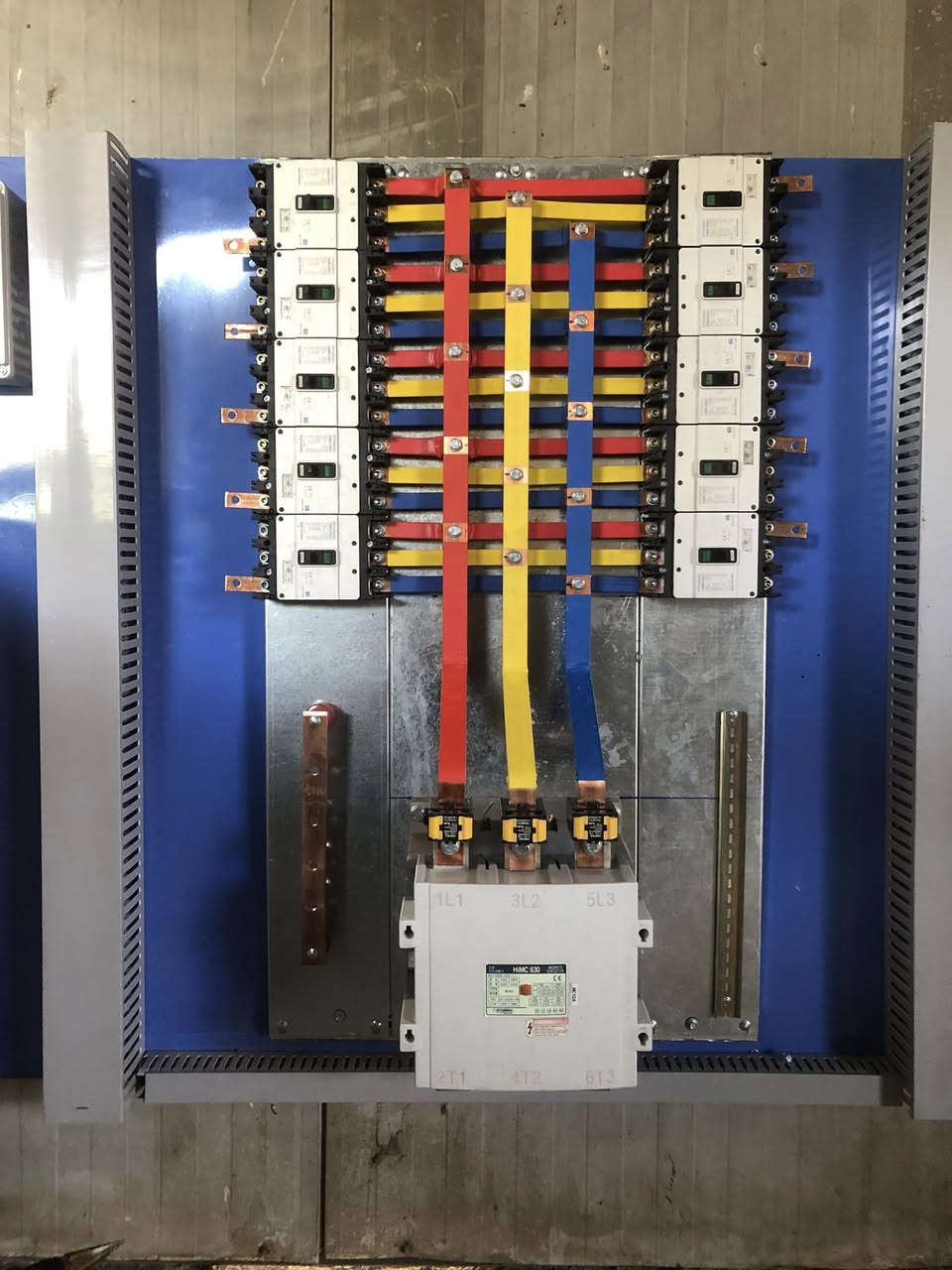 🎯 مكتب النخيل الهندسي
لجميع أعمال السيطرة واللوحات الكهربائية ⚡

✅ خدماتنا:
 • اختَر اللوحة المناسبة لموقعك، ونحن نتكفّل بالباقي.
 
 • كشف موقعي 
 • استشارات مجانية ونصائح فنية قبل التنفيذ.
 • جميع المواد أصلية من مناشئ تركية وماليزية عالية الجودة.
 • خبرة تتجاوز 25 سنة في أنظمة السيطرة ولوحات المولدات.
 • متوفر جميع أنواع اللوحات وبأسعار تناسب ميزانيتك.
 

📞 للاستفسار والطلب:
***********

⚙️ مكتب النخيل الهندسي… خبرة تضمن لك الجودة والاعتمادية في كل تفصيلة كهربائية.
