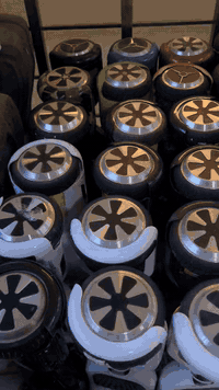 من رخصت الادمن عندي كميه من السكوترات امزون ابيعه فحم للتواصل 07701385...