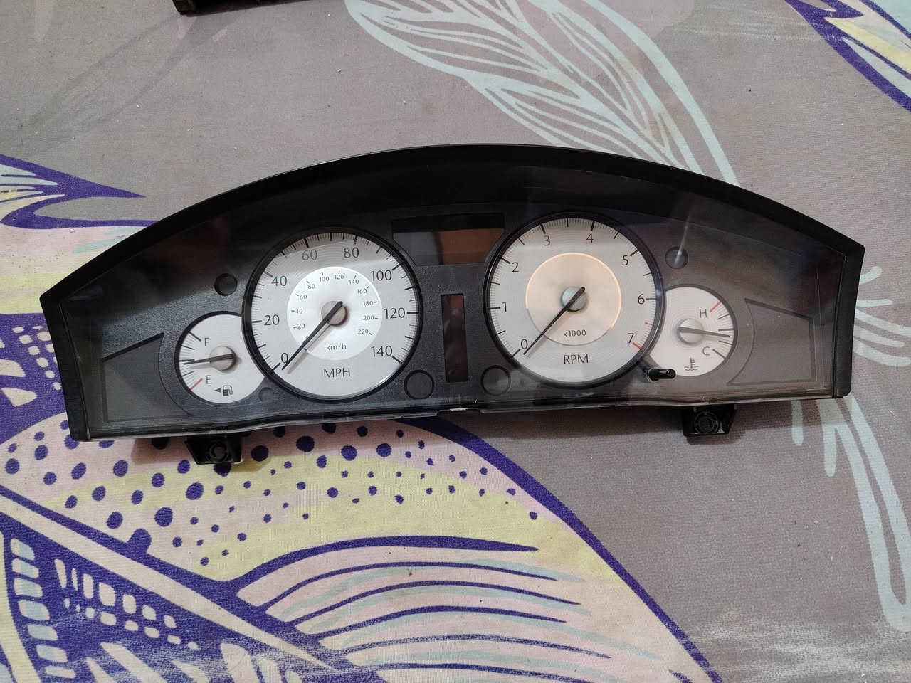 غراض اوباما لبيع
ساعه كيجات مال 10
عقل شغال شرط فحص جويتر + دواسه بانزين
غراض نظيفه وشرط شغل وفحص
عنوان ميسان العمارة 
***********
