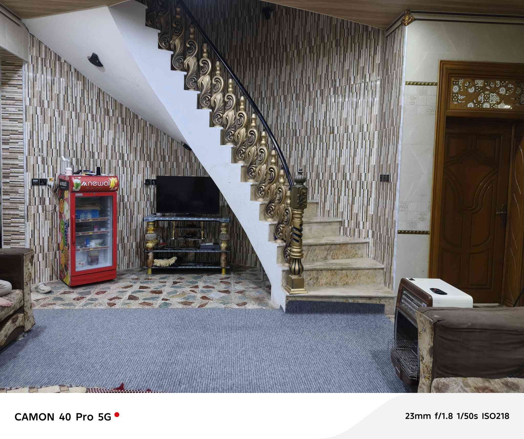 اللهم صلي الله محمد وال محمد
بيت للبيع المساحه 200م طابقين 4 غرف بناء درجة اولئ 

             منطقة 46  الذهبية 

⛎يحتوي  الطابق الأول 

 عل غرفتين نوم وصاله ومطبخ حار + بارد و استقبال كبير 

و مجاميع صحيه معزولة     

⛎يحتوي الطابق الثاني عل غرفتين نوم وصاله كبيره و صحيات  

❌ بناء طابوق جمهوري  كاشي سيراميك فووول 

الأساس و السقف صب كونكريت  مسلح

 السعر 210 معا المجال 🔥

📍النجف الأشرف حي النداء شارع المجمعات  

  عمود 54 خلف مطعم ومندي زمزم  بل بدايه بصف شارع كربلاء 

***********

‏‪***********‬‏ 

📍مكتب الموسوي للعقار
