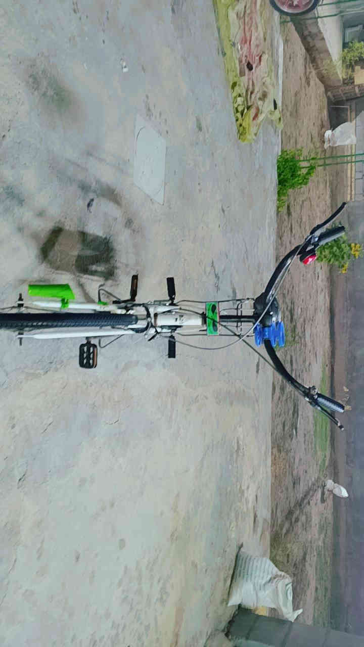 السلام عليكم باسكل للبيع لون ابيض حجم 26  السعر 65 وبي مجال العنوان  كربلاء طويريج رجيبه رقم  ***********
