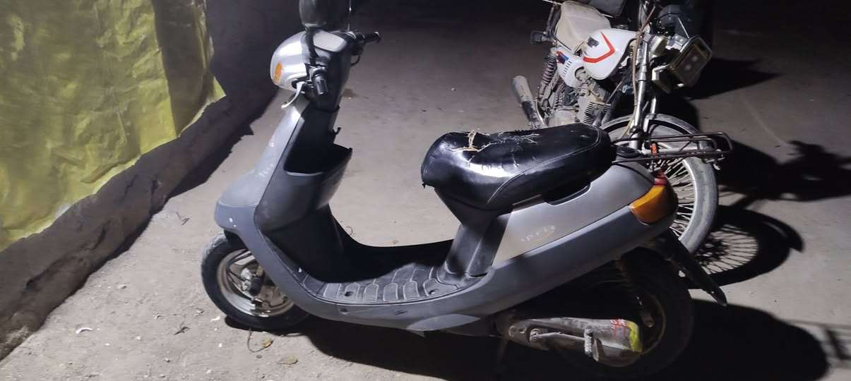 للبيع دراجه بتره نضيفه نظافتهه 100/95

قبل اسبوع شادله مكينه حديده كله جديد مكين او تواير كقراته ابلادي بيه شلعه خير من الله
السعر 600او بيه مجال خاص مموجود اتصل او تراسل وات ساب 
***********
***********
