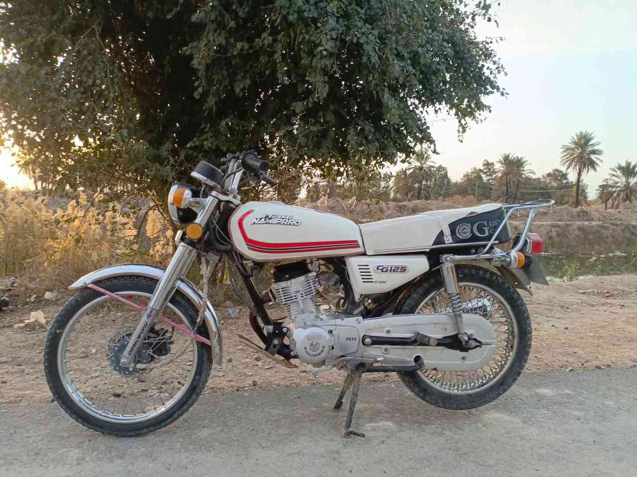 السلام عليكم دراجه للبيع برو 2022اوراق أصولي مامفتوحه مكفوله واحلى من الصورة ***********
