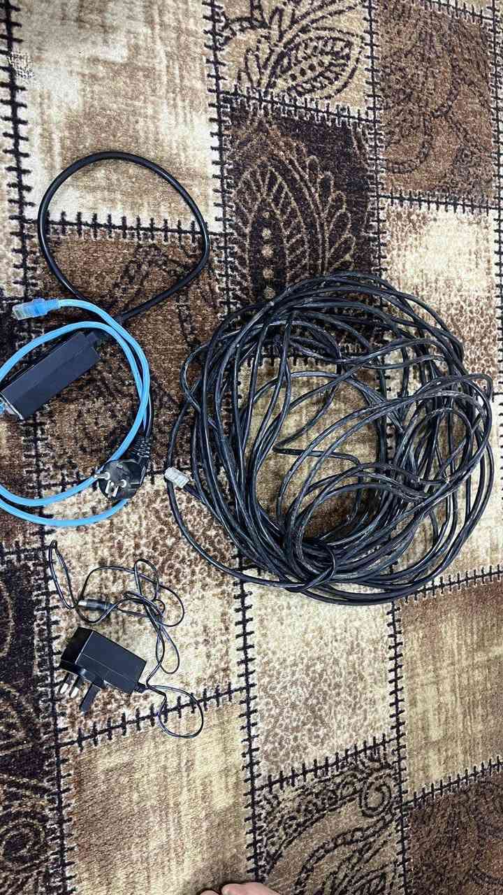 السلام عليكم شبكه للبيع هيه وملحقاتها كامله العنوان كربلاء ملحق الفارس السعر 100وبيها مجال 
الرقم: ***********
