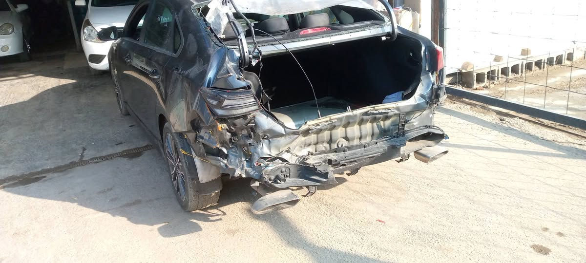 سمكره وصبغ كافه انواع السيارات الحديثه سيد عبدالله السمكري بغداد تقاطع الدرويش قرب  سيطرة حي التراث تعديل حار وبارد موبايل ***********
