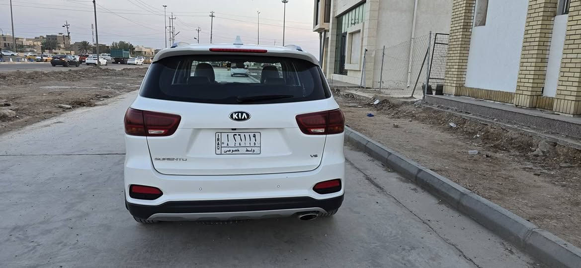 سورنتو ٢٠٢٠ خليجي ستة ماشية ٨٤ بيه تبديل قبق الجنطة اثر حادث خفيف جدا وبارد شبر مكفولة من الصبغ السعر ٢٤٥ 
***********
