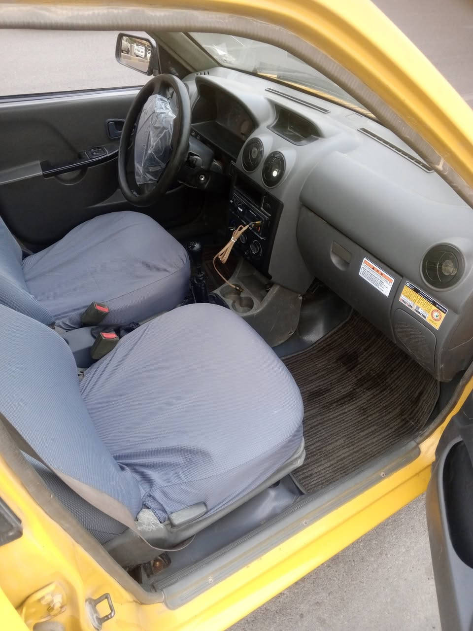 السلام عليكم ورحمه الله وبركاته سايبا موديل 11 نفخ السيارة بس بيهه طخه يم القلق مال البنزين السعر 27 بيه مجال بصيط حك الجيه أو امصفر هيه وغرامات  العنوان الحريه رقم ***********
