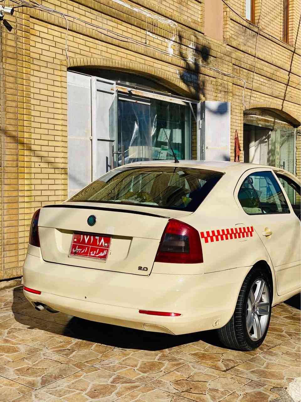 سکۆدا ٢٠١٣ مەکینە ٢٠ مرخوبی جیتە گێر مەکینە تەبریت  بەشەرت خازی ئیتاڵی لەسەرە خرامە ١٣ وەرەقەی لەسەرە 
حیزام سبوخ  سحری ٨٩ وەرەقە کەمیک مەجال 
0750 314 43 03 
واتسئەپ ڤایبەر أربيل, العراق
