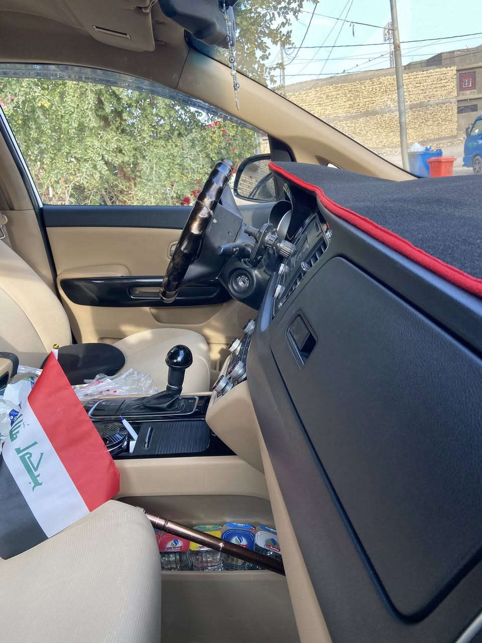 السلام عليكم للبيع كيا كرنفال خليجي موديل 2016    مكفوله كفاله عامه فقط جاملغ صبغ السونار مرفق مع الصور مكينه مكفوله 3500 حداديه جديده تبريد ٣ قطع تدفئه شغاله السياره ماعوزهه شي السعر 175 وبيهه مجال قليل (***********) 
(***********)رقم أربيل تريد وكاله تريد تحويل
