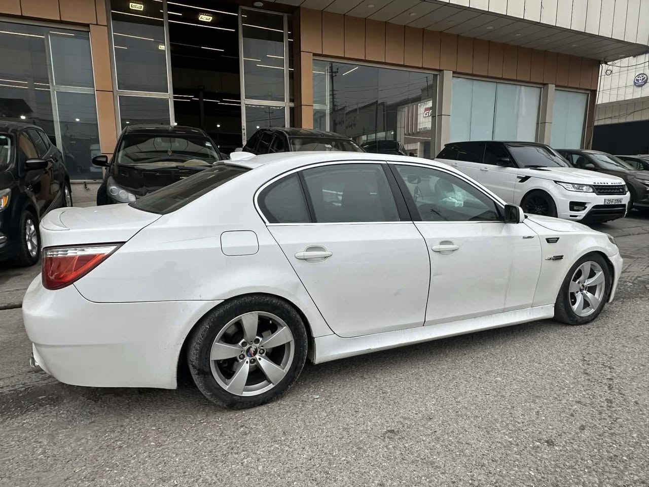 للبيع e60 مكينه 3000 اصل n52  للبيع فقط بدون مراوس خليجي فول مواصفات ابيع حزام سيارة كاملة بسمي الضرر قطعة واحدة فقط جاملغ  الي يحب يشتري يجي يكلبها  ويدلل *********** 
السعر 115$
