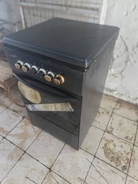 طباخ • نضيف • شغال