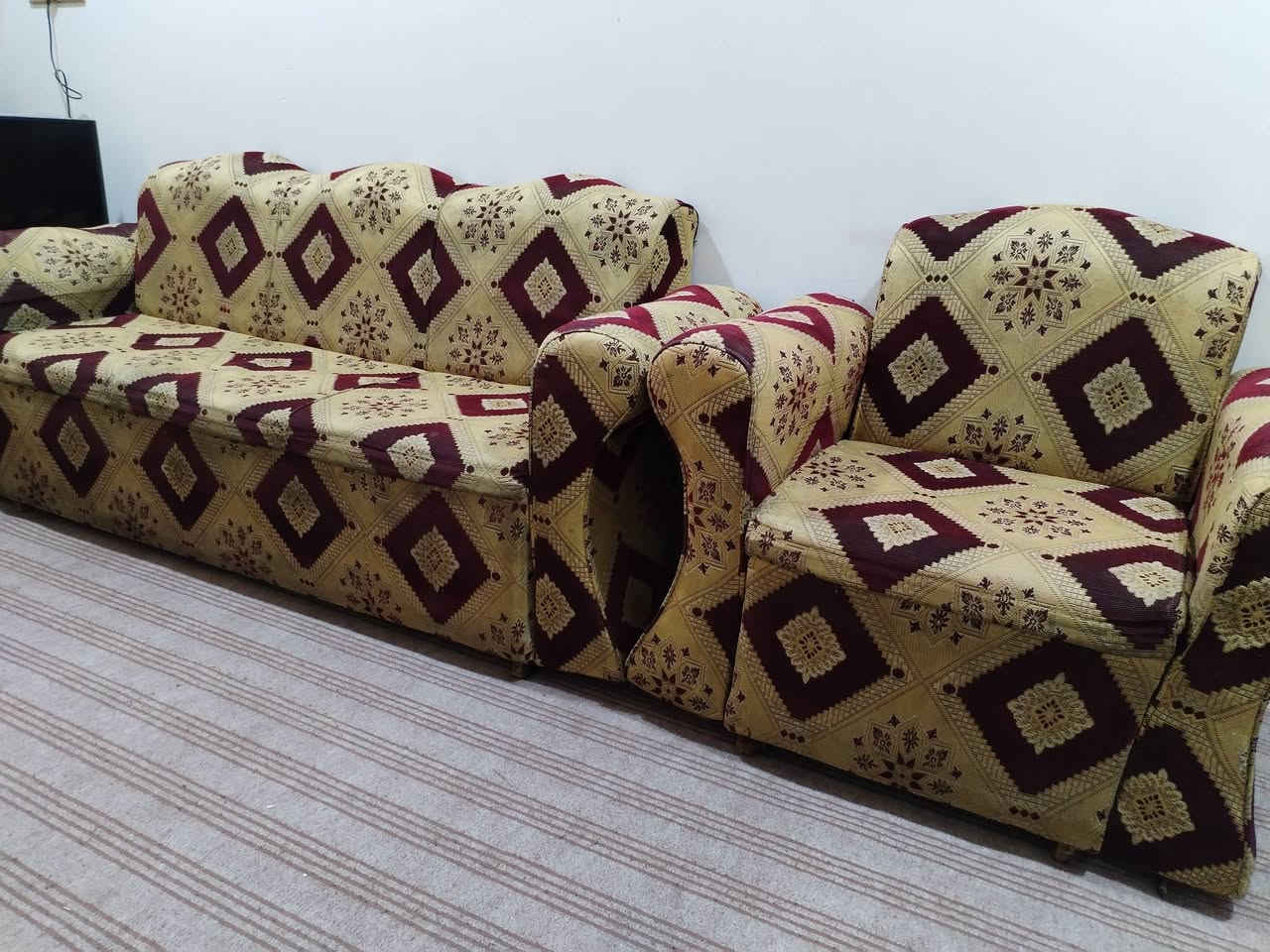 السلام عليكم
قنفات للبيع
6 قطع 
2 كبار
4 صغار
السعر 250


**إذا كنت صاحب هذا الإعلان وتريد حذفه لأي سبب، رجاءا أرسل رسالة إلى الدعم الفني**