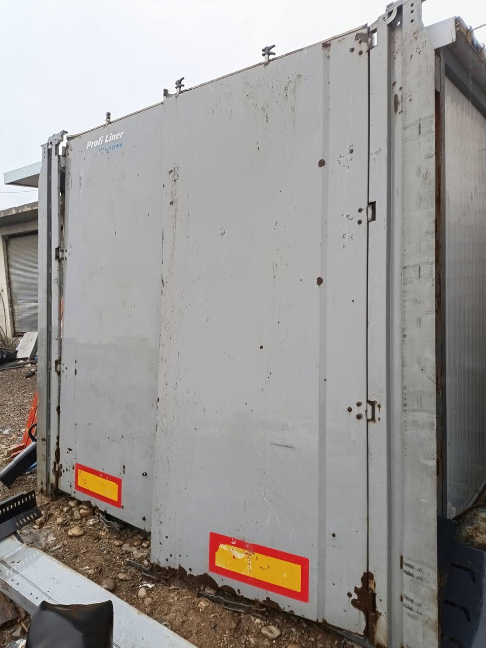 دەرگای کرۆن
بەرزی ٢.٧٥
ژم***********. .# #### ***********
