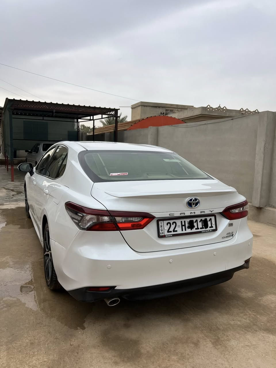 كامري Gle خليجي عبداللطيف جميل
هايبرد
فتحة سقف 
بردة كهرباء
ثلاث انظمة قيادة
اوتو هولد
هاند بريك بصمة
حساسات امامي خلفي
لايت Led
اتصل وتدلل ***********
