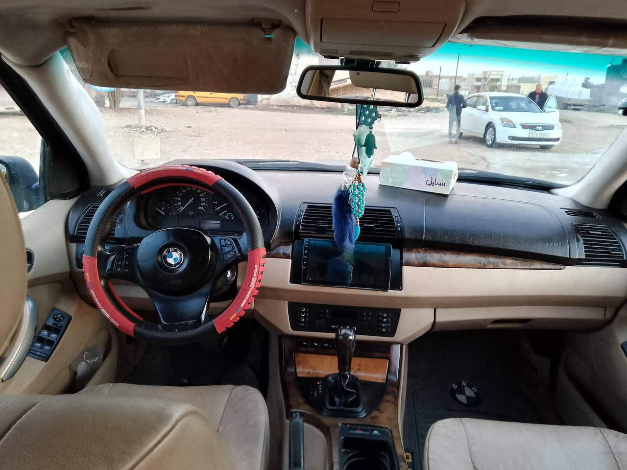 اخوان بيام x5موديل2004 شكل 2005مراوس فقط بسياره عاليه بيه 5قطع كلير ابيع احزام بدون ضرر باتري جديد داينمو جديدة  تايرات جدد غرفه اخت  الجديد كير اومكينه بشرط لايت ثلجي سنويه ل,28 رقم سليمانية مميز الانجليزي *********** مكاني خانقين
