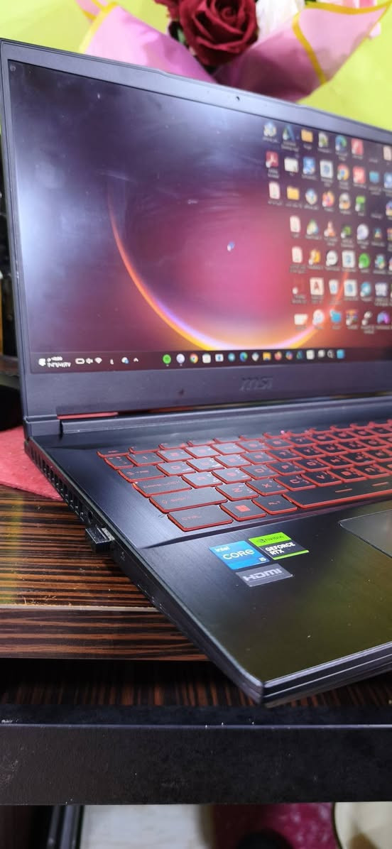 للبيع | لابتوب MSI Thin GF63 12UCX 
✅ المعالج: Intel Core i5-12450H (الجيل 12)
 ✅ كرت الشاشة: NVIDIA GeForce RTX 2050 4GB ✅ الرام: 8GB DDR4 (قابل للترقية) ✅ الخزن: SSD NVMe 512GB ✅
 الشاشة: 15.6 إنج FHD IPS بدقة عالية وتردد 144Hz ✅ كيبورد بإضاءة حمراء 
✅ ويندوز 11 جاهز للاستخدام
🎮 
💻 الحالة: نظيف جداً وجاهز للاستخدام بدون أي مشاكل.
💰 السعر: 750
📍 الموقع: البصرة .
للاستفسار واتساب ***********

