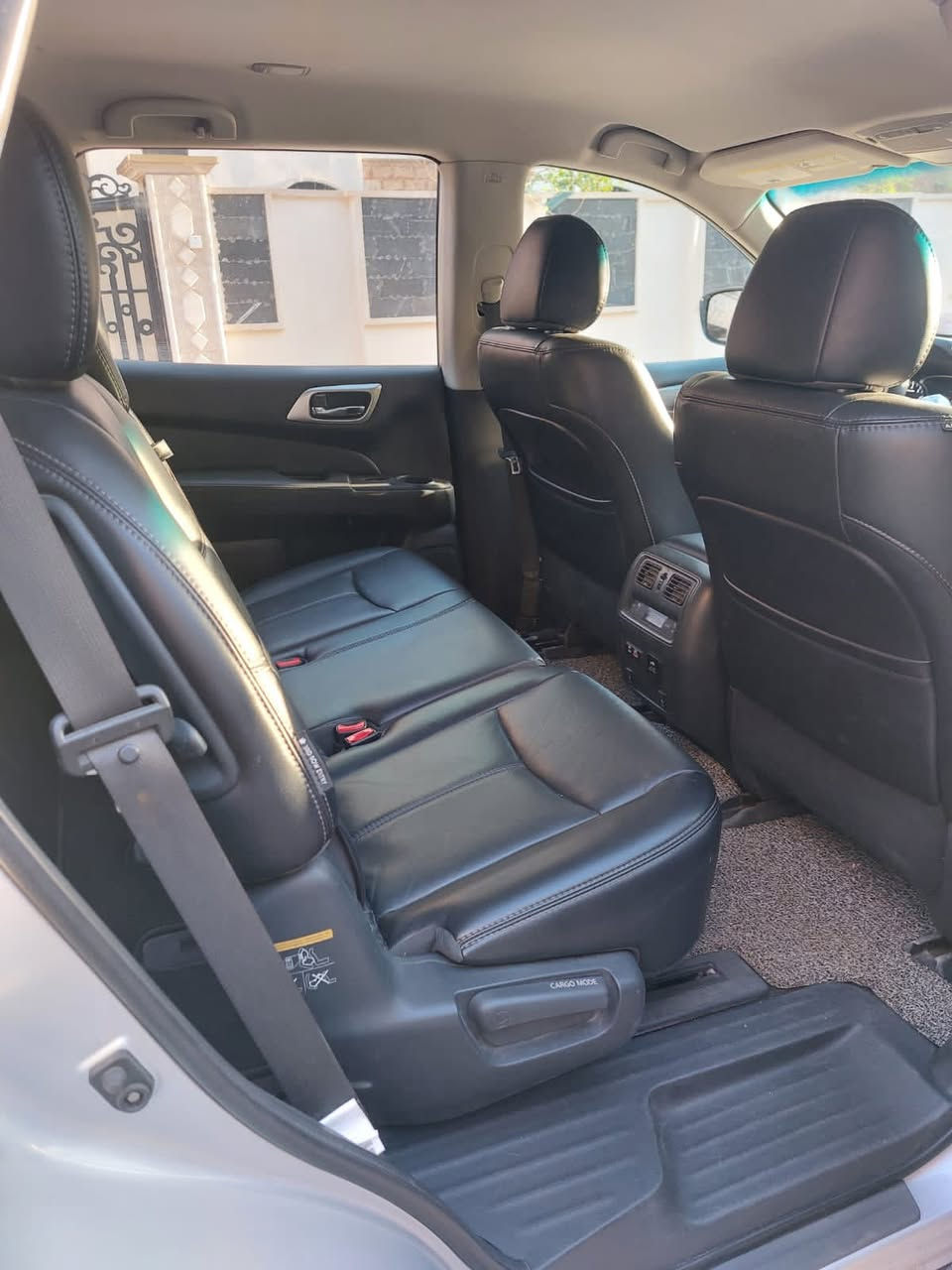 السلام عليكم. نيسان باڤندر 2020

نيسان فول مواصفات بدون فتح حادثه بنيد وجاملغ 

بيه محرك كايم وابيعلك كوم حديد وماشيه ٨٤ الف

السعر ١٢٥ وبيه مجال

***********
